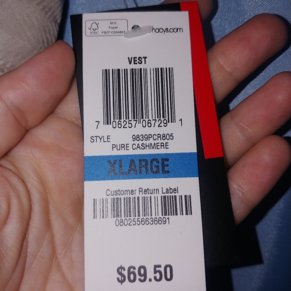 Puffy Vest with Hood - Picture 4 of 4